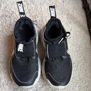 Nike Kids Black and White Sneakers
